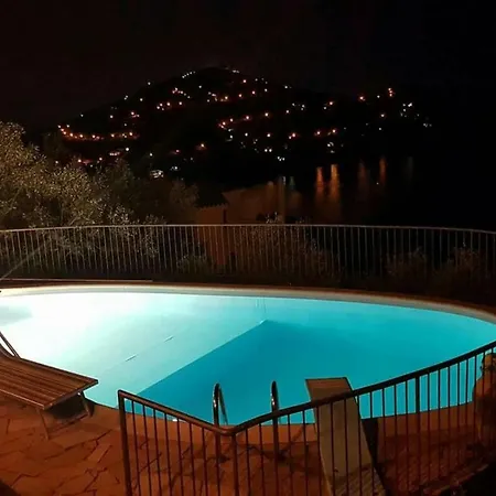 Panoramica Tra Suggestive Notti Stellate. * Torre delle Stelle